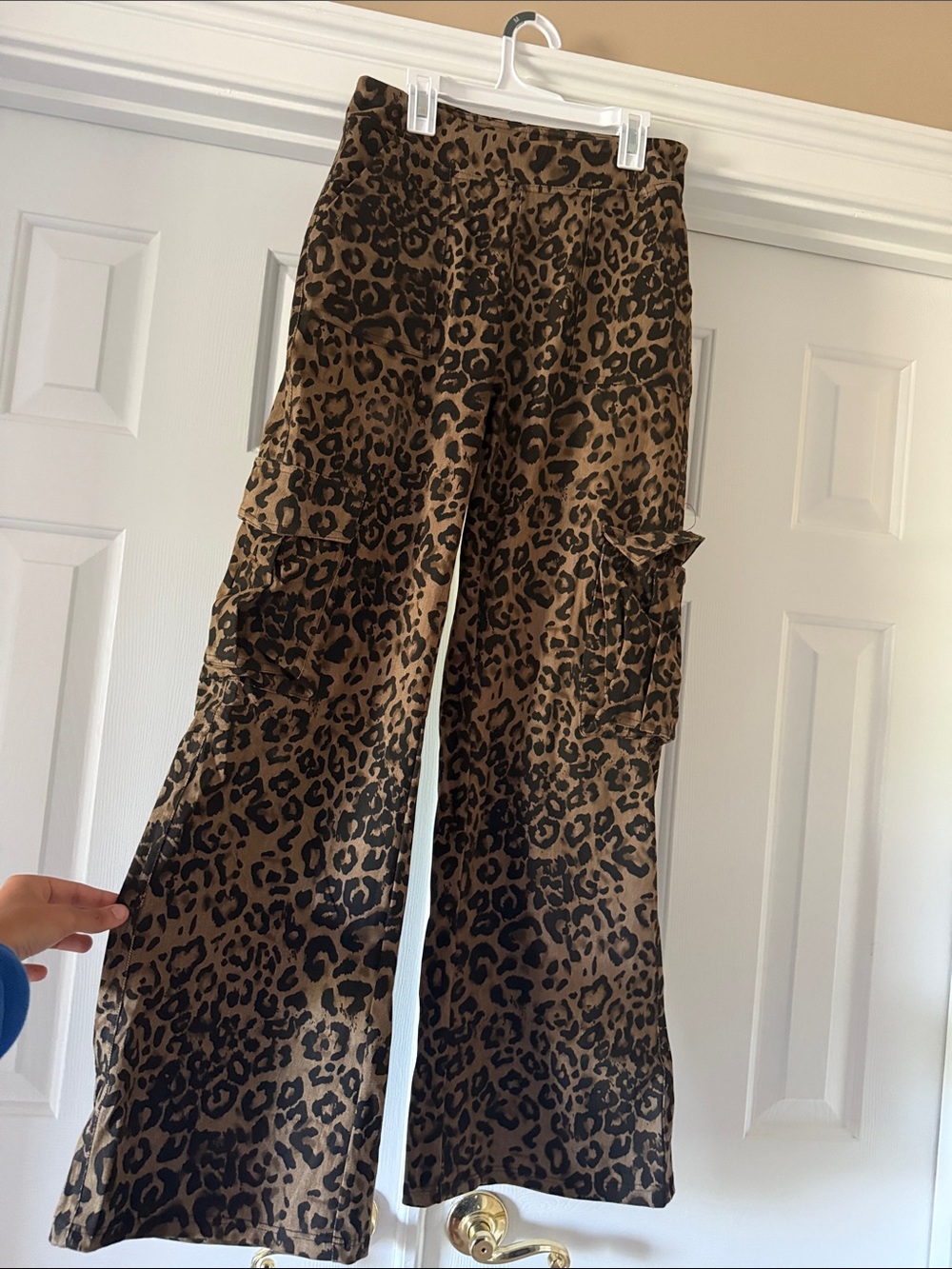 Wide Leg Cargo Pants in Brown Leopard Print